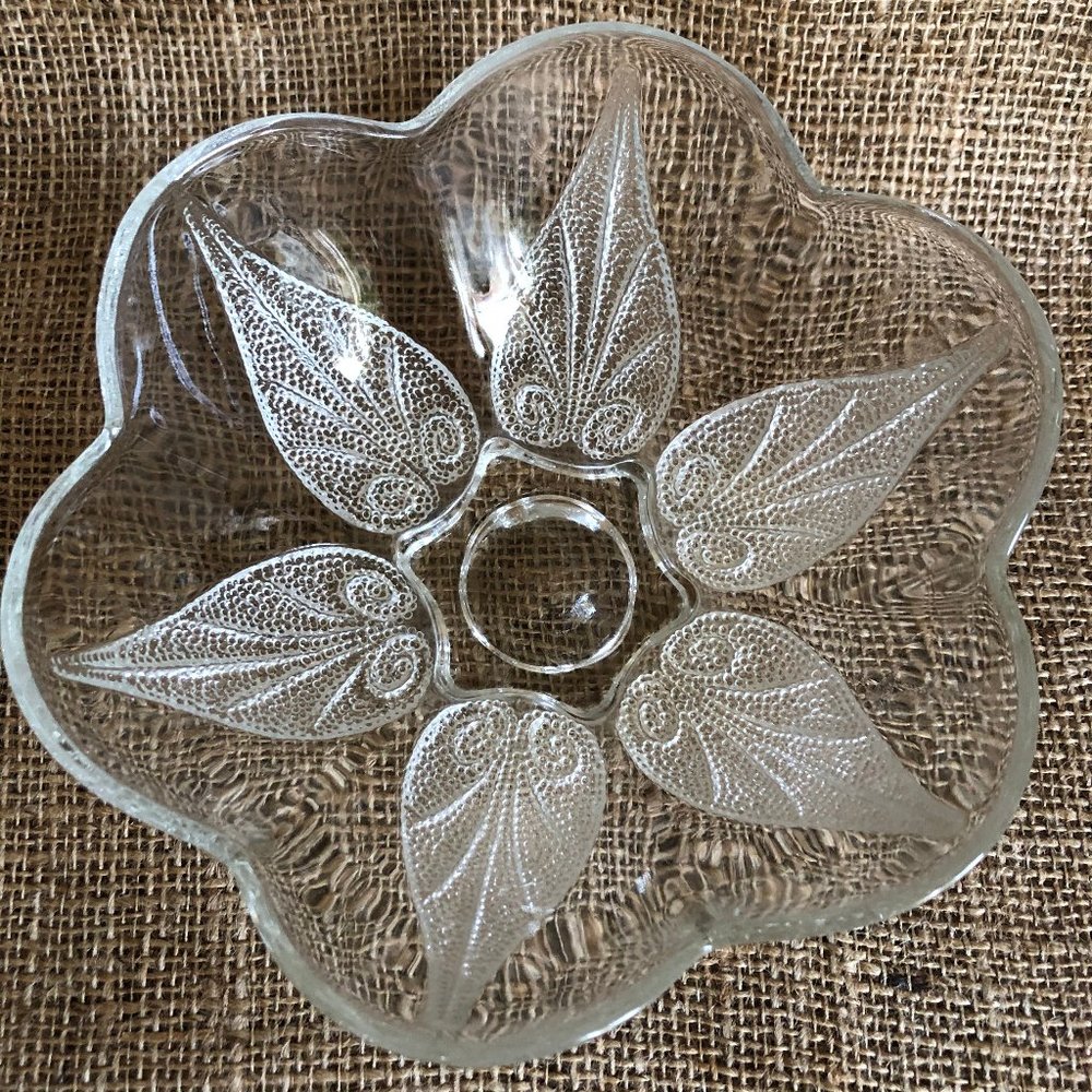 Glass Serving - Display Bowl Vintage